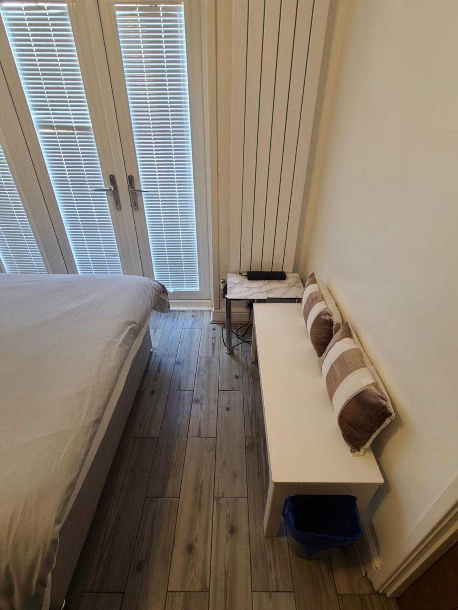 Gatwick Rooms-Travel Service-Airport Parking Ifield Eksteriør billede
